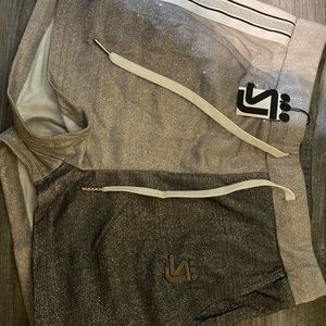 Shane Justin Deuces 2 Piece set